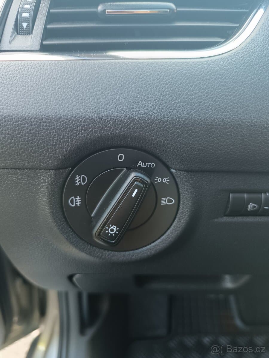 2014 Škoda OCTAVIA - 13
