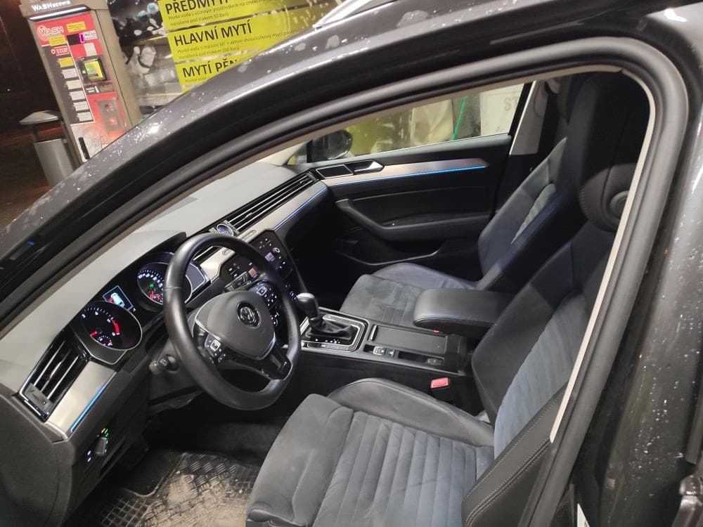 2019 Volkswagen PASSAT - 13