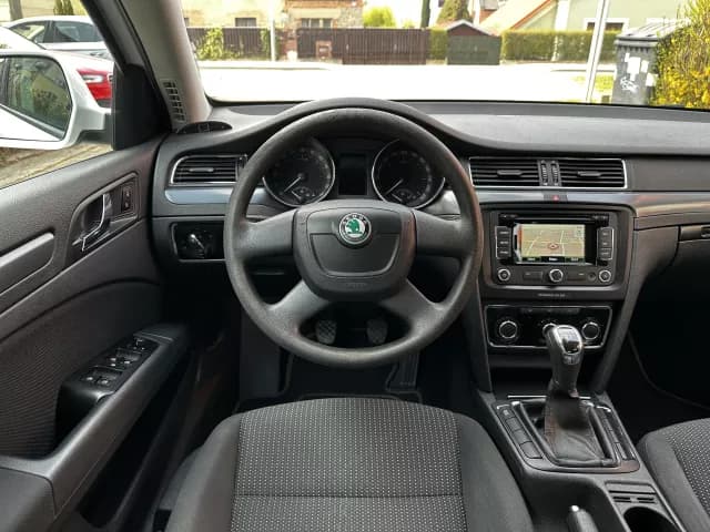 2012 Škoda SUPERB - 13