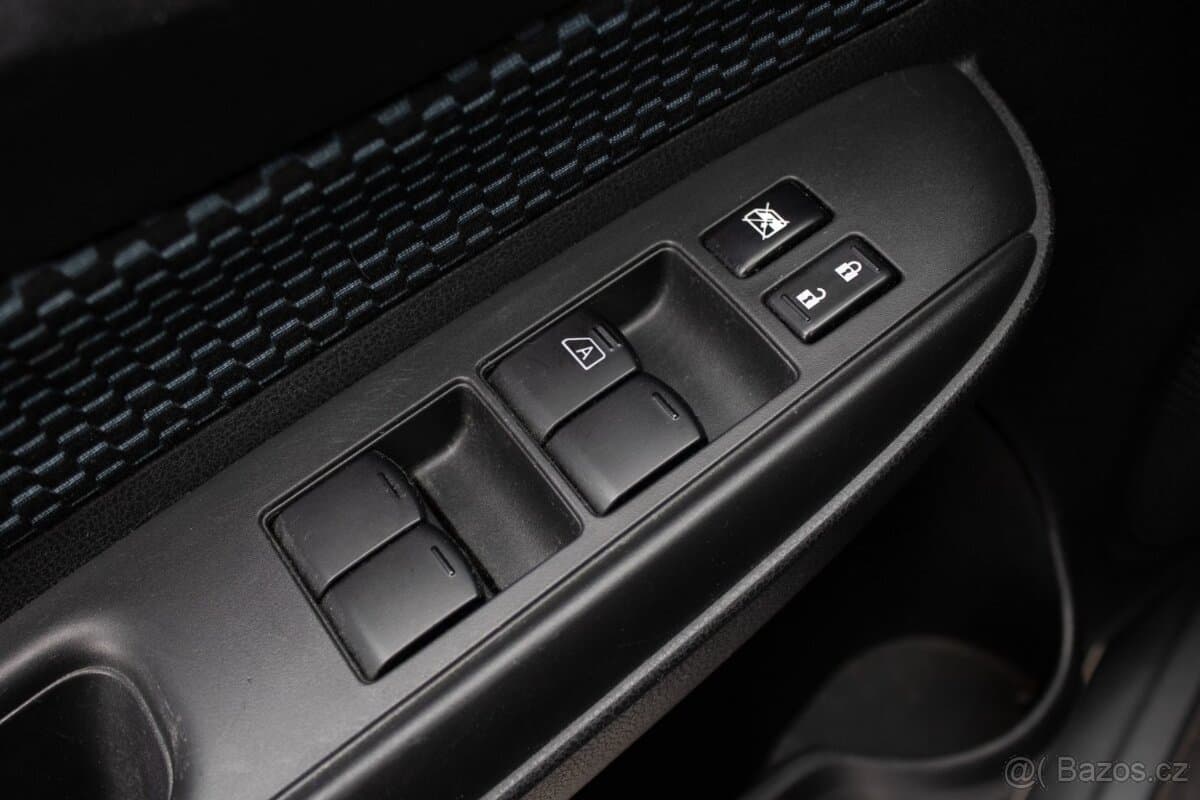 2015 Nissan NOTE - 13