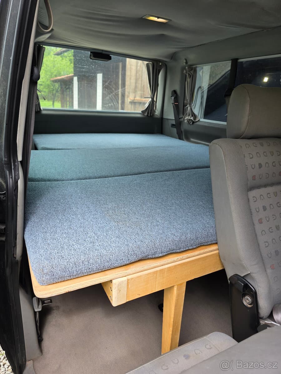 2000 Volkswagen CARAVELLE - 13