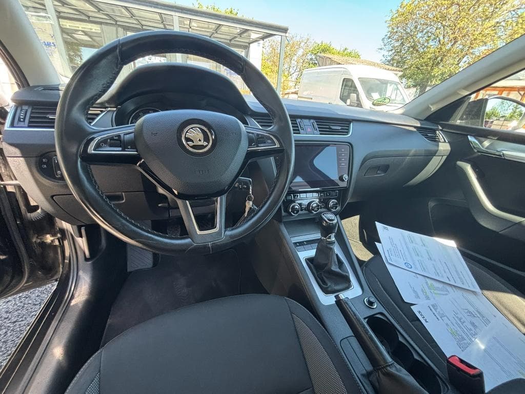 2018 Škoda OCTAVIA - 13
