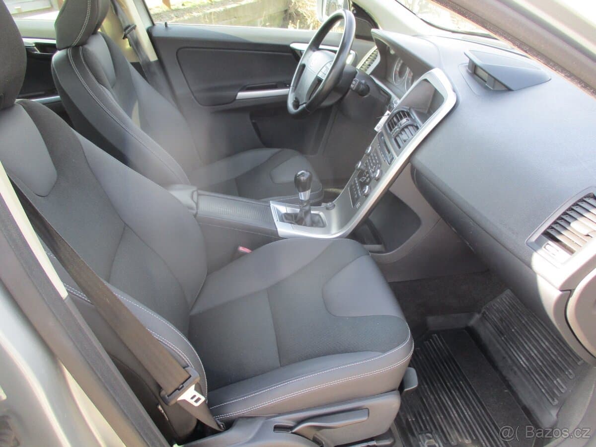 2009 Volvo XC60 - 13