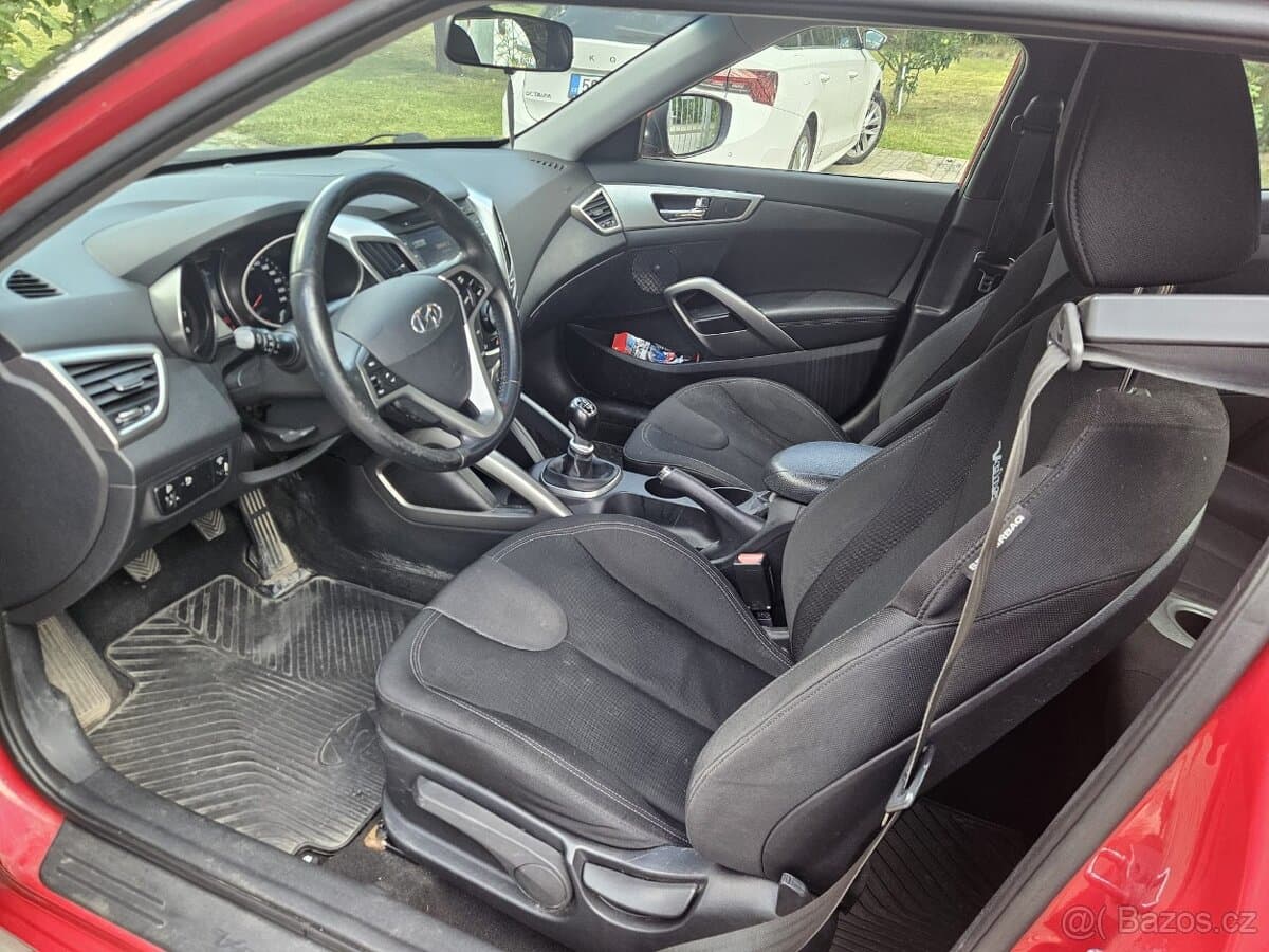 2012 Hyundai VELOSTER - 13