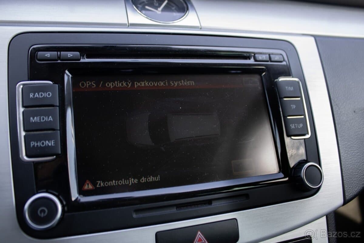 2013 Volkswagen PASSAT - 13