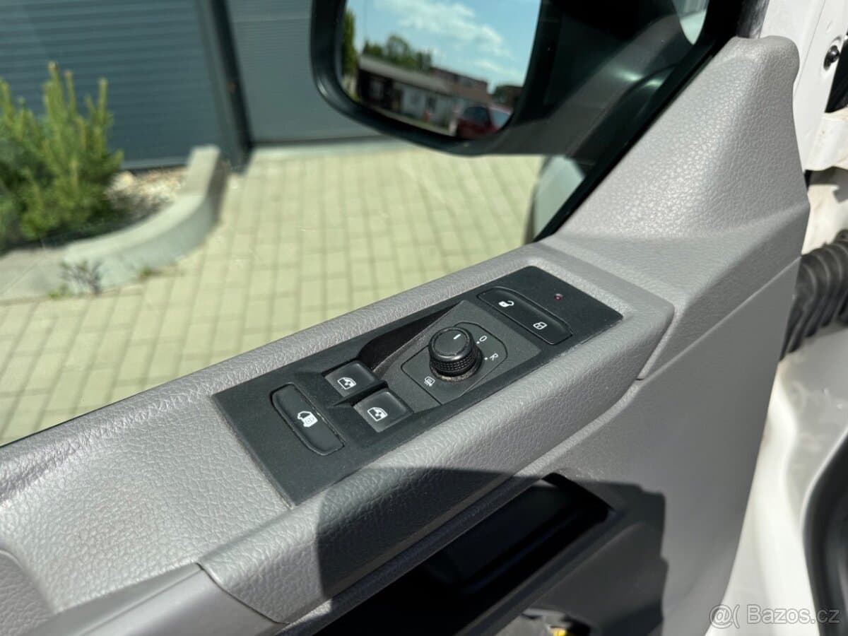2019 Volkswagen TRANSPORTER - 13
