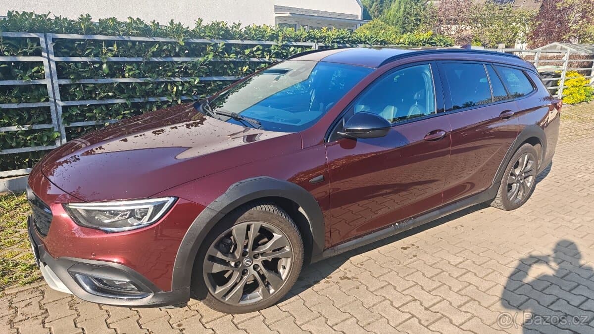 2018 Opel INSIGNIA - 13