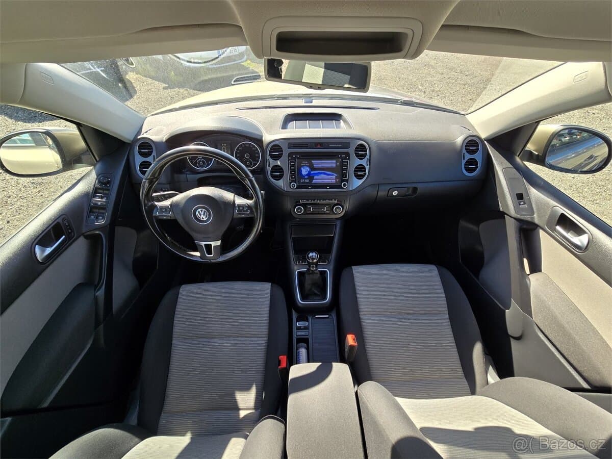 2012 Volkswagen TIGUAN - 13