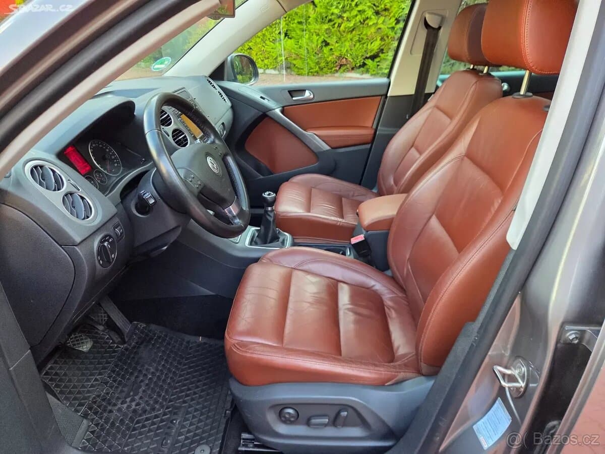 2009 Volkswagen TIGUAN - 13