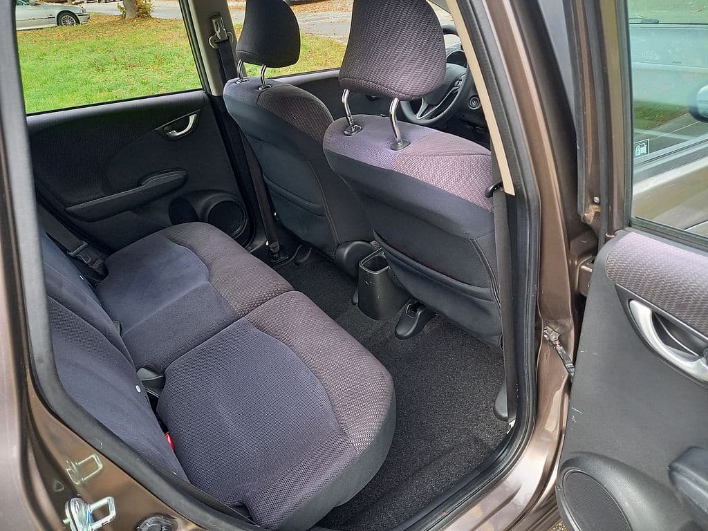 2011 Honda JAZZ - 13