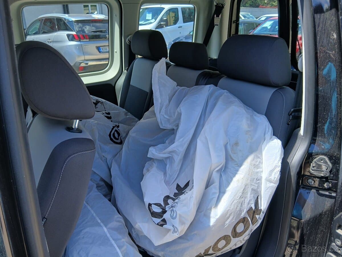 2014 Volkswagen CADDY - 13