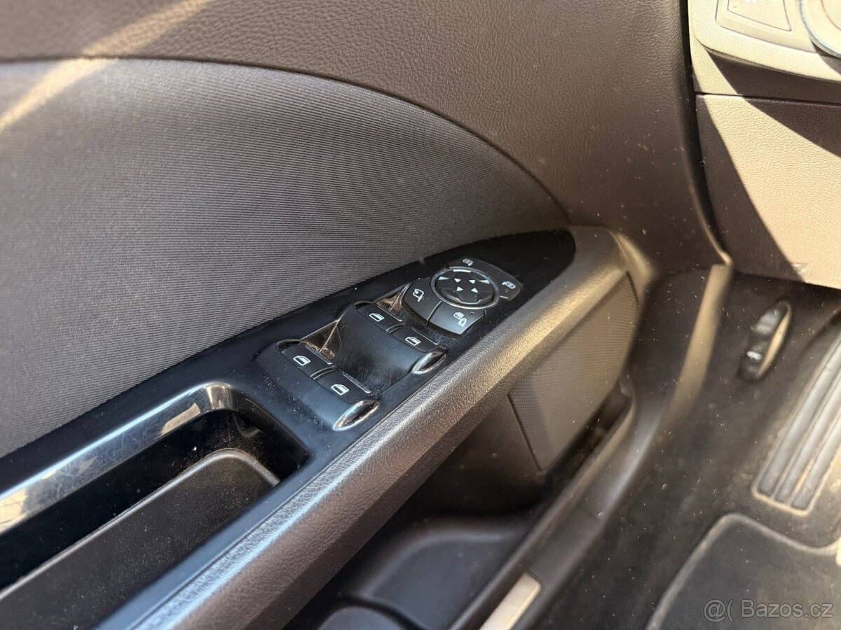 2016 Ford MONDEO - 13