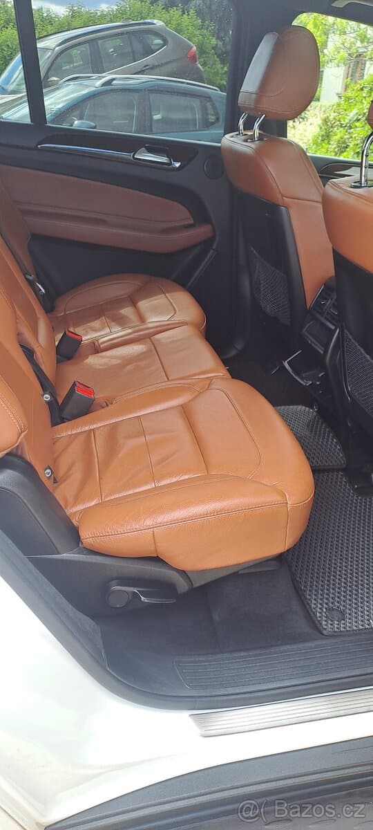 2016 Mercedes-Benz GL - 13