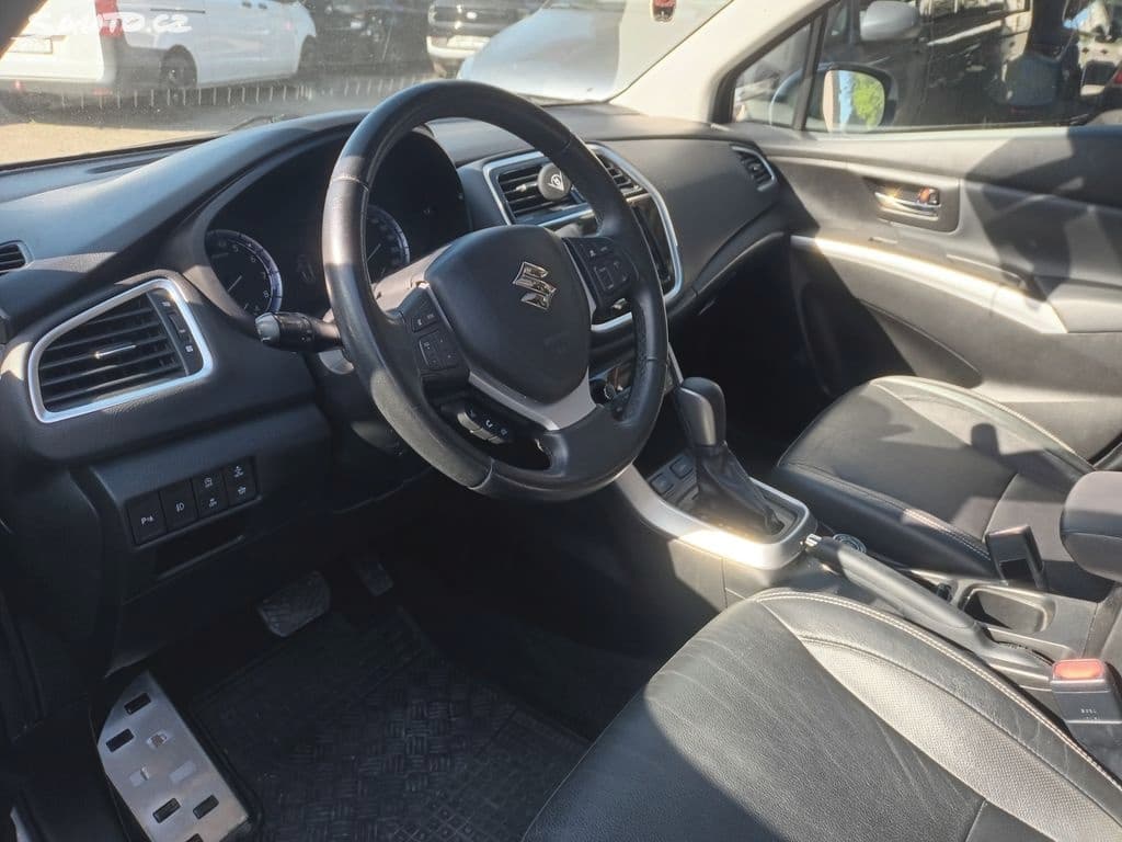 2016 Suzuki S-CROSS - 13