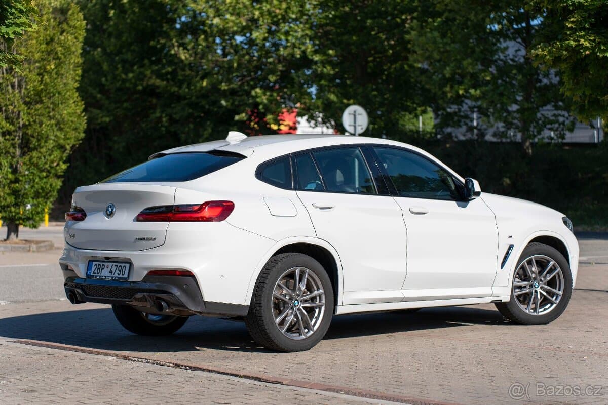 2021 BMW X4 - 13