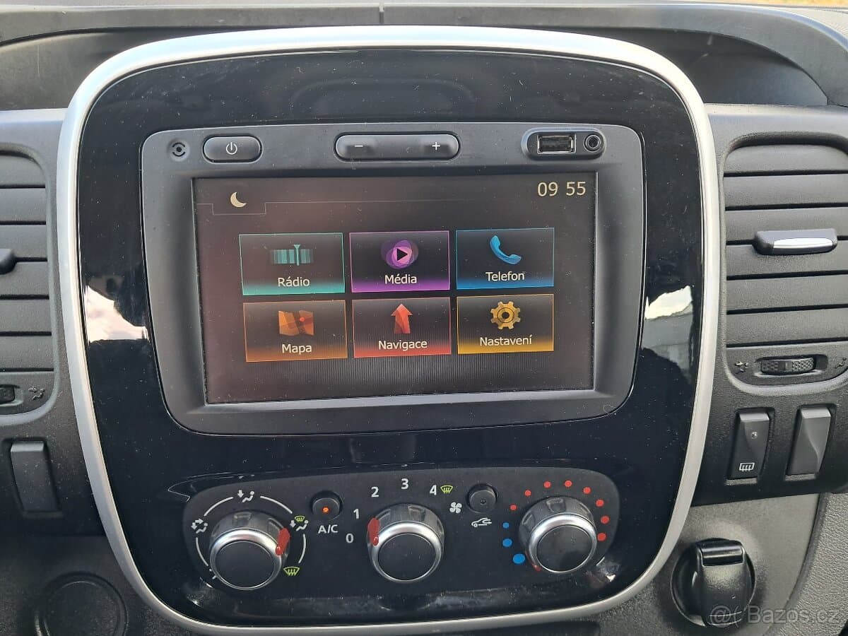 2020 Renault TRAFIC - 13