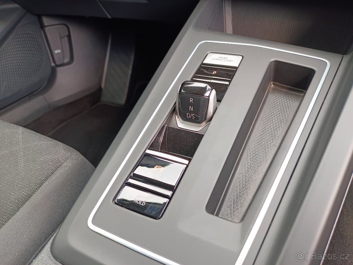 2022 Volkswagen GOLF - 13