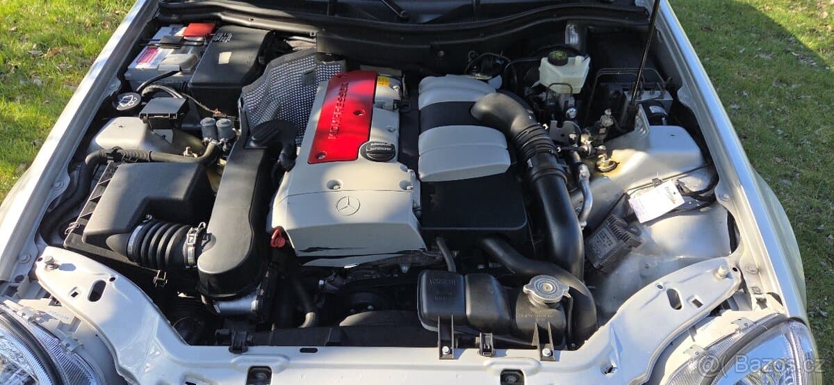 2004 Mercedes-Benz SL - 13