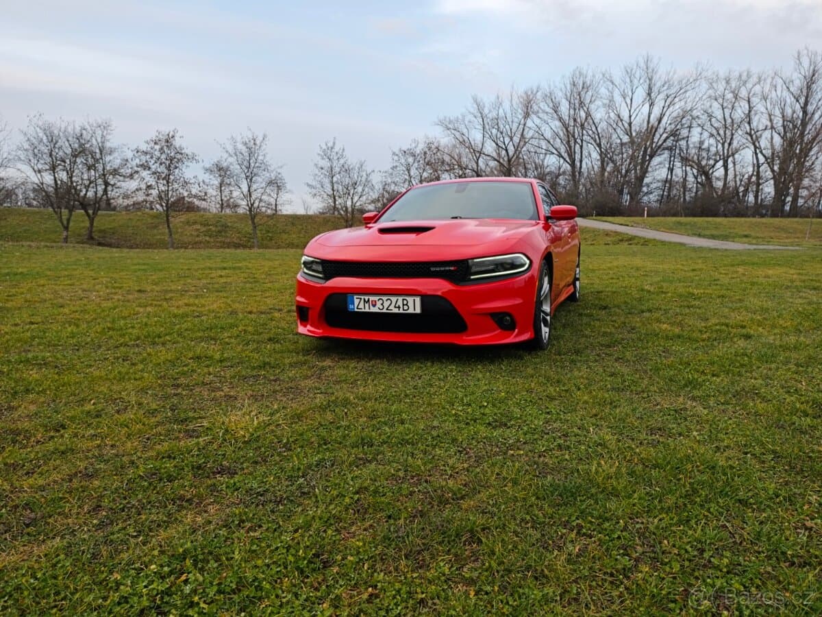 2020 Dodge CHARGER - 13