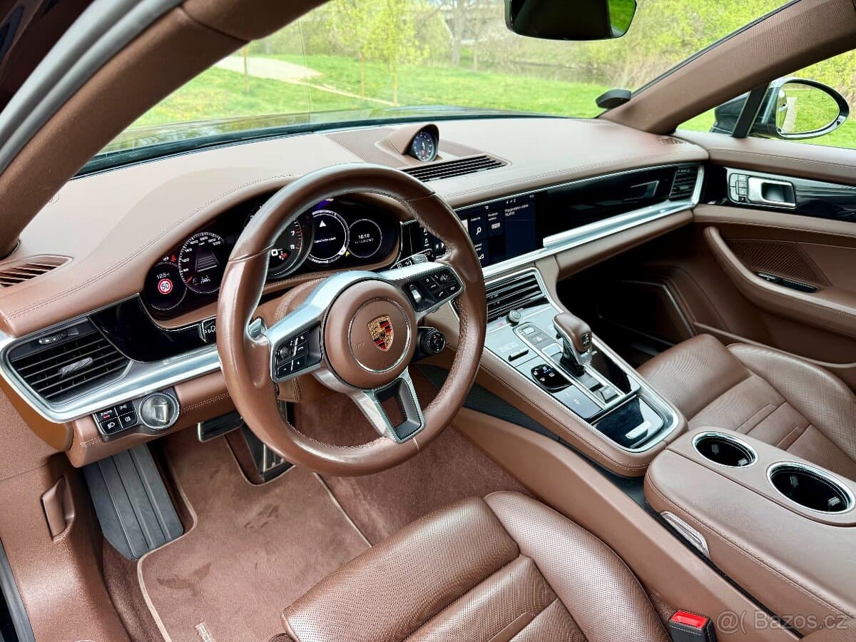2018 Porsche PANAMERA - 13