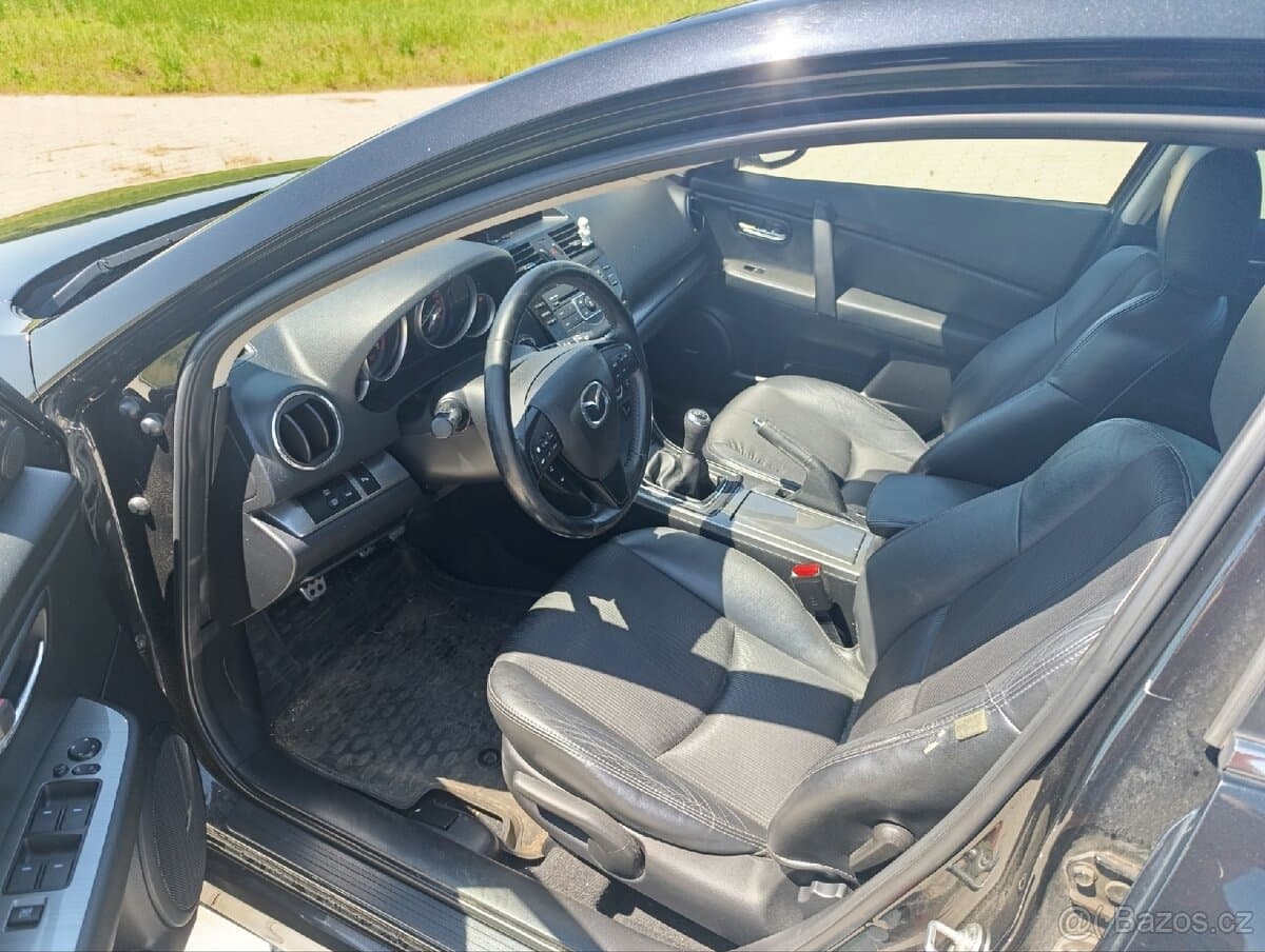 2010 Mazda 6 - 13