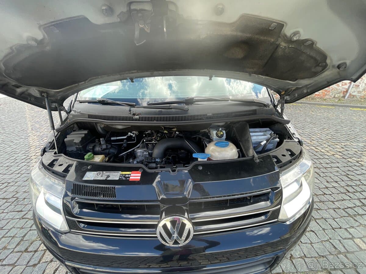 2013 Volkswagen CARAVELLE - 13