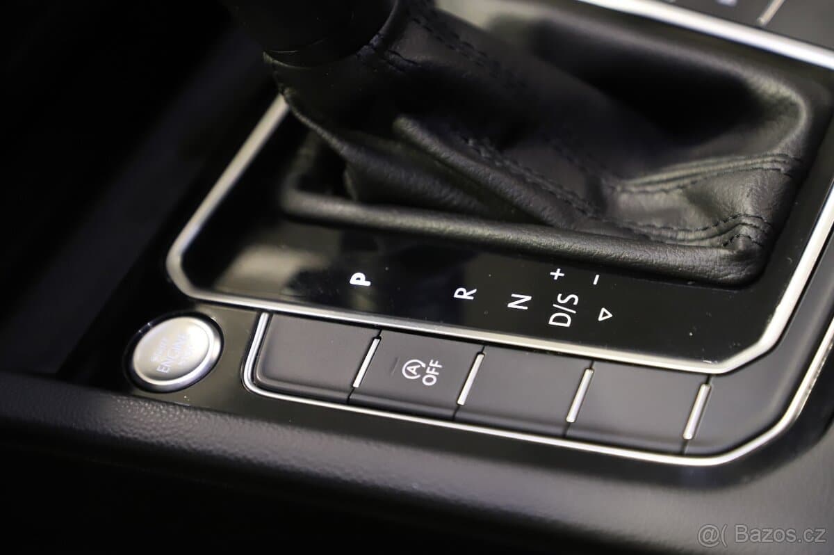 2020 Volkswagen PASSAT - 13