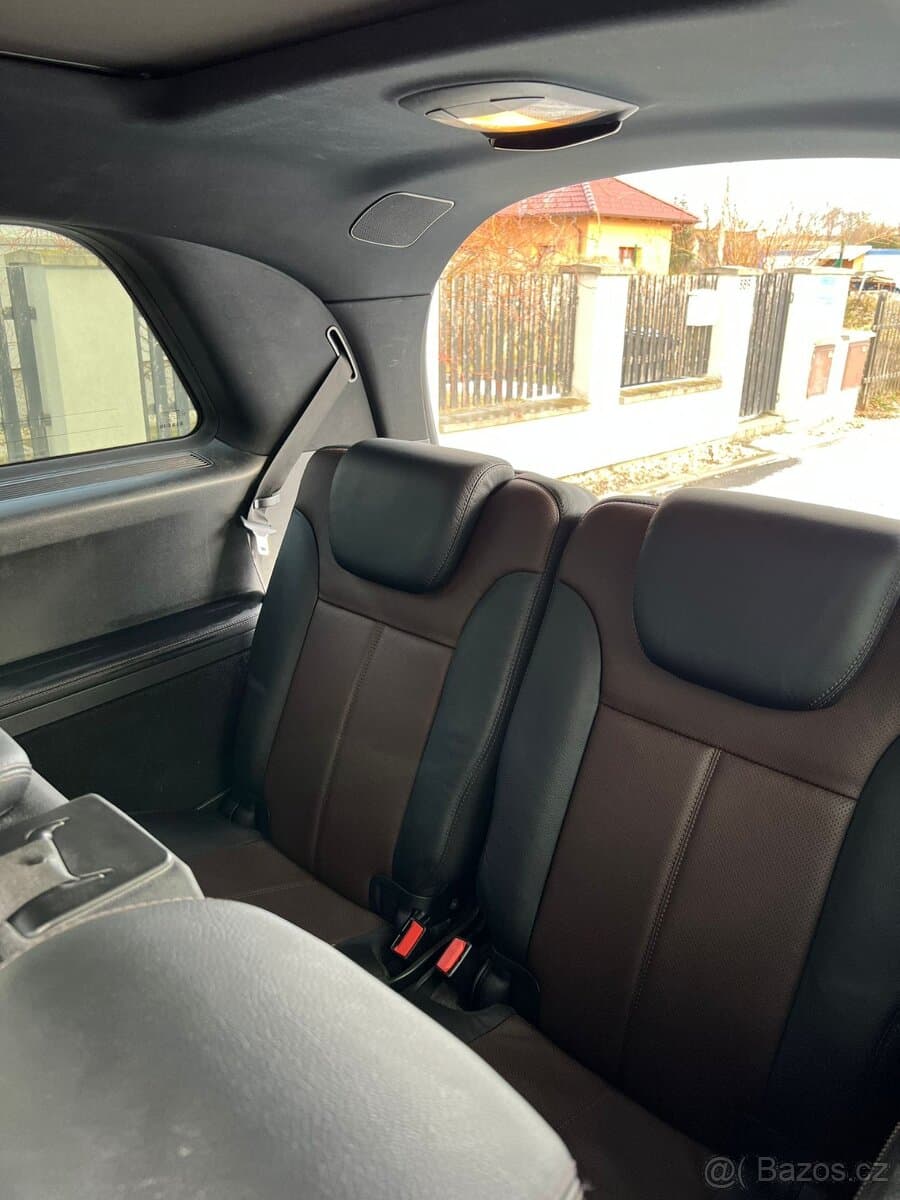 Mercedes-Benz GL - 13