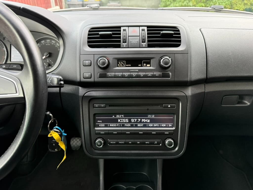 2014 Škoda FABIA - 13