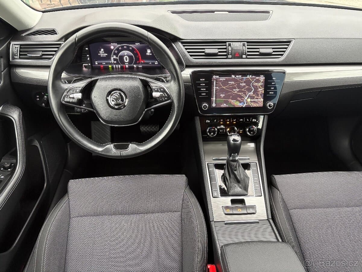 2021 Škoda SUPERB - 13