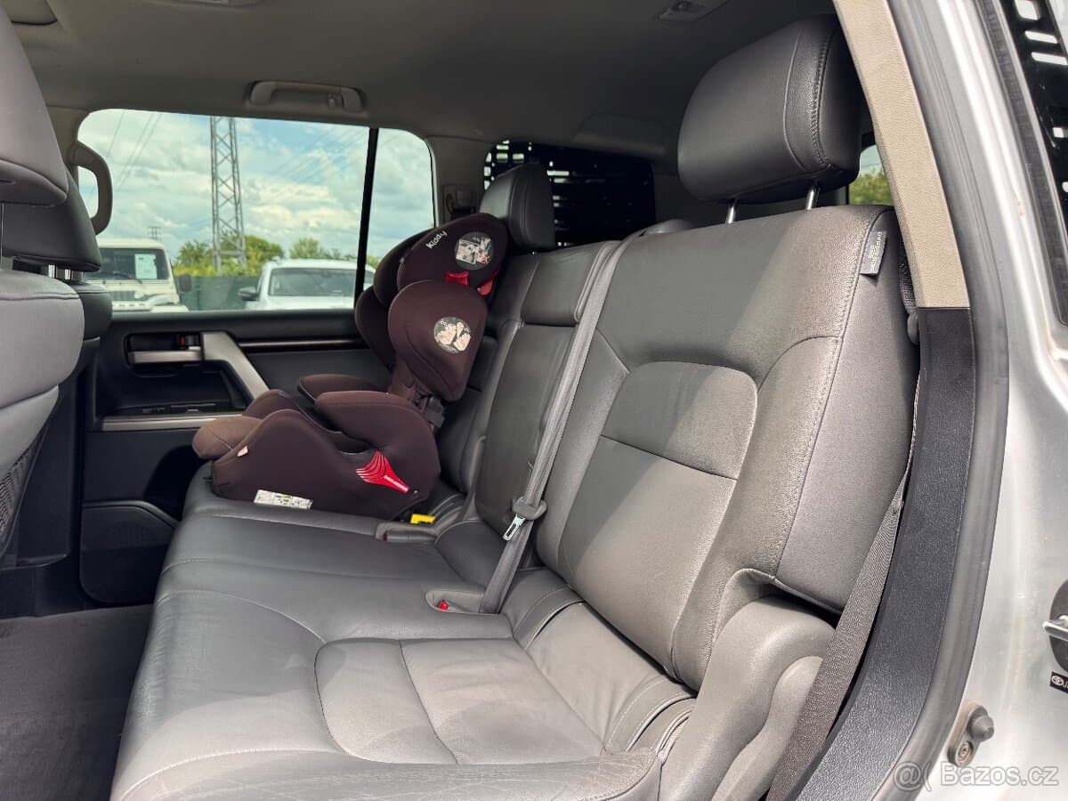 2009 Toyota LAND CRUISER - 13