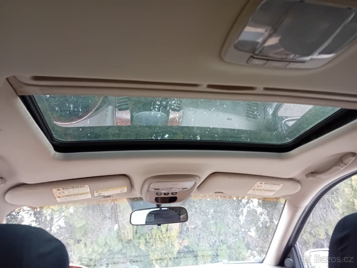 2005 Kia SORENTO - 13
