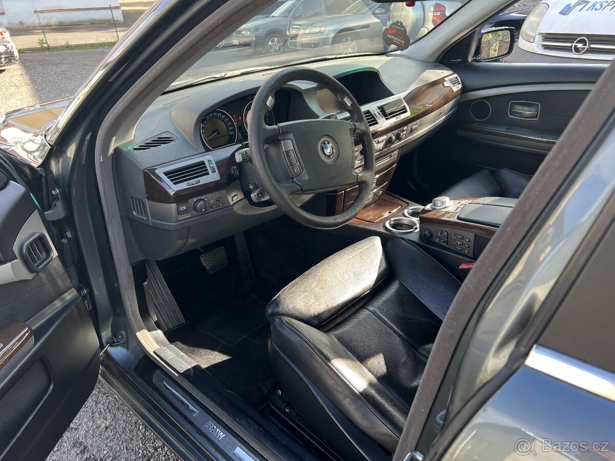 2002 BMW X7 - 13