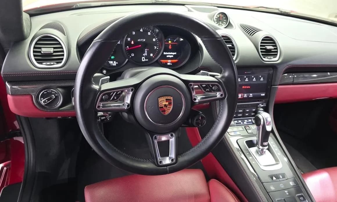 2019 Porsche CAYMAN - 13