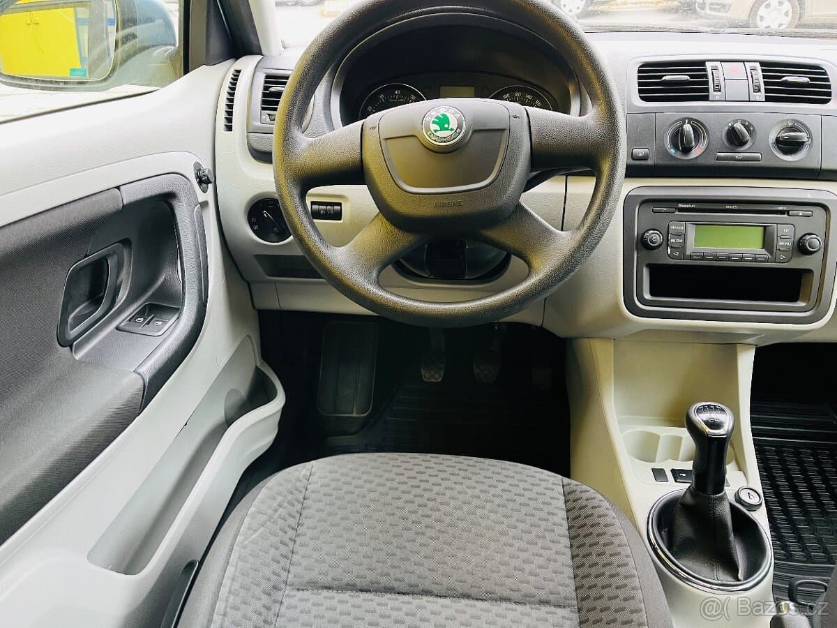 2011 Škoda FABIA - 13