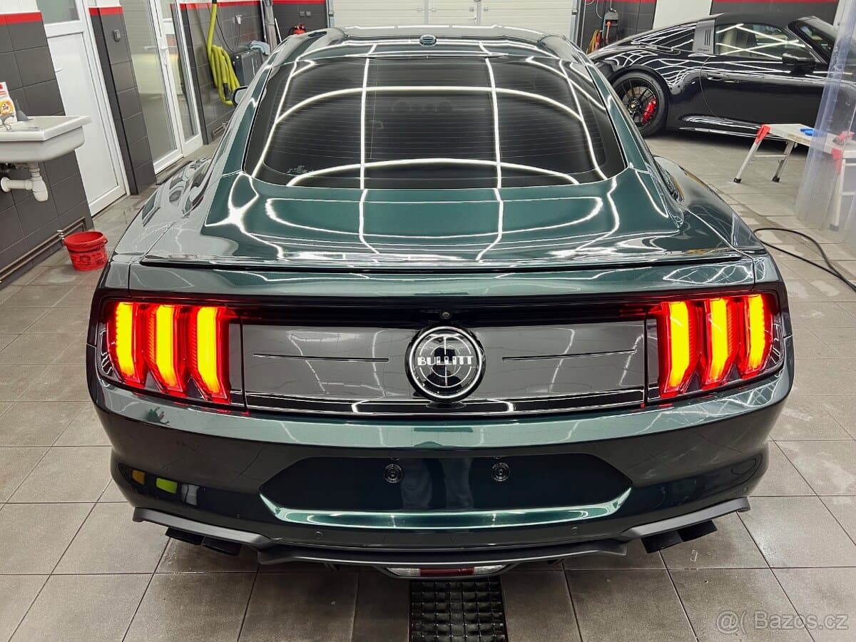2019 Ford MUSTANG - 13