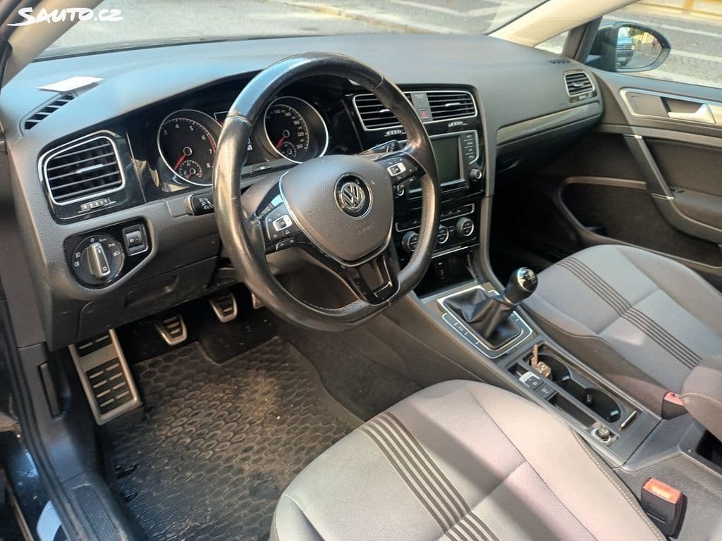 2016 Volkswagen GOLF - 13