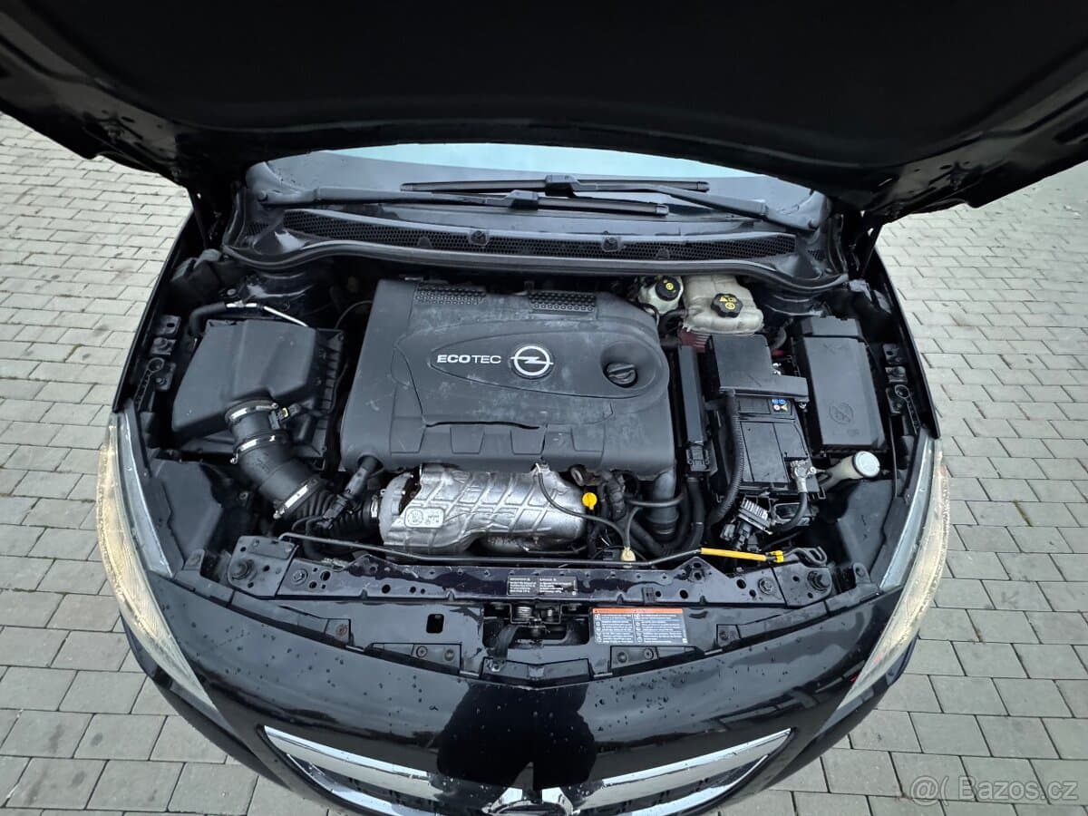 2011 Opel ASTRA - 13