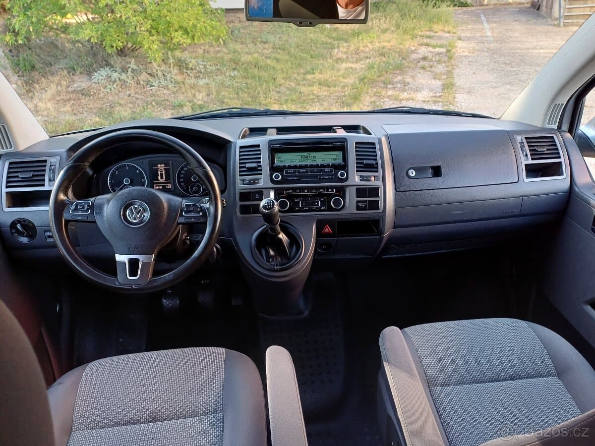 2011 Volkswagen TRANSPORTER - 13