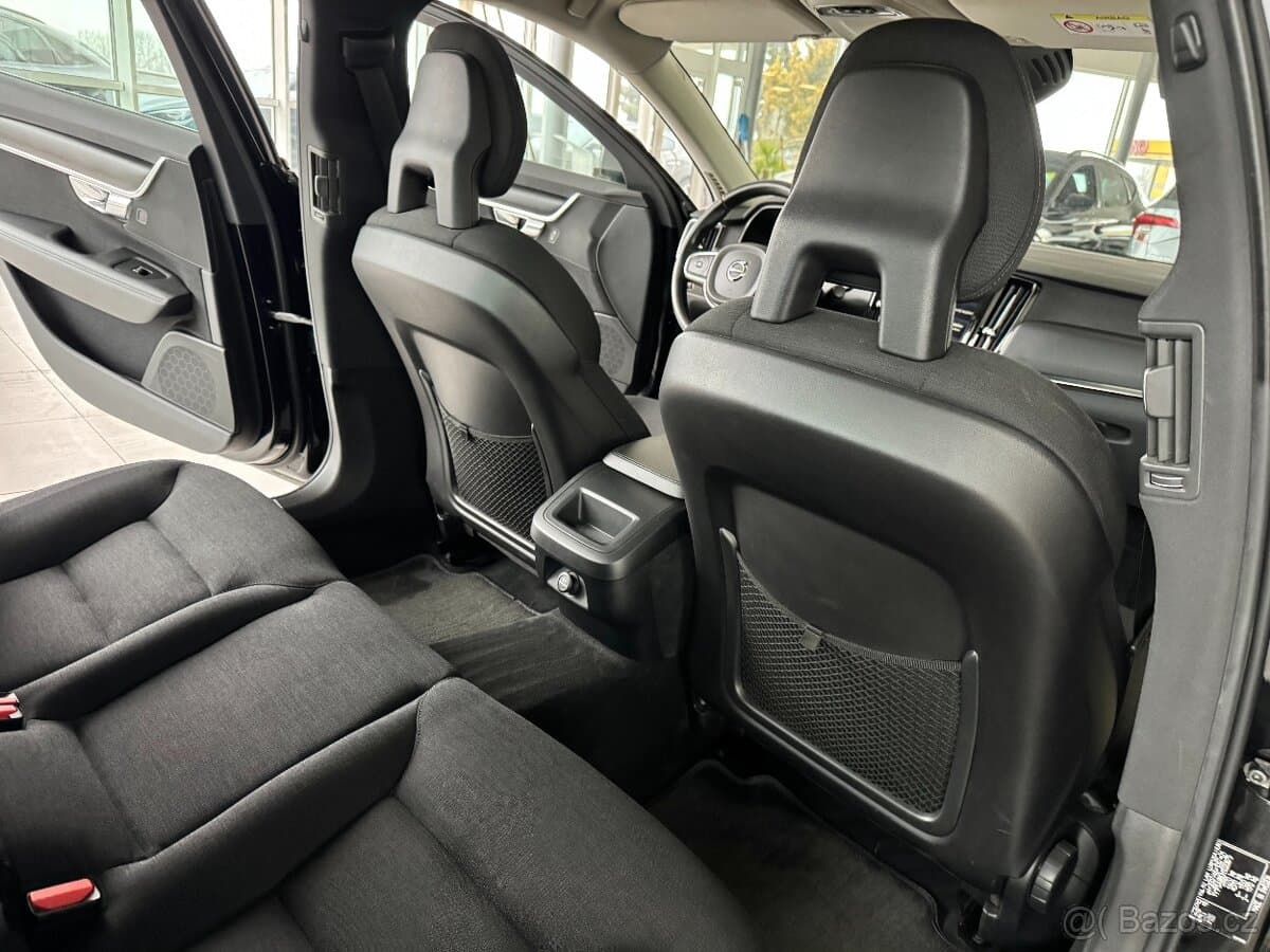 2017 Volvo S90 - 13
