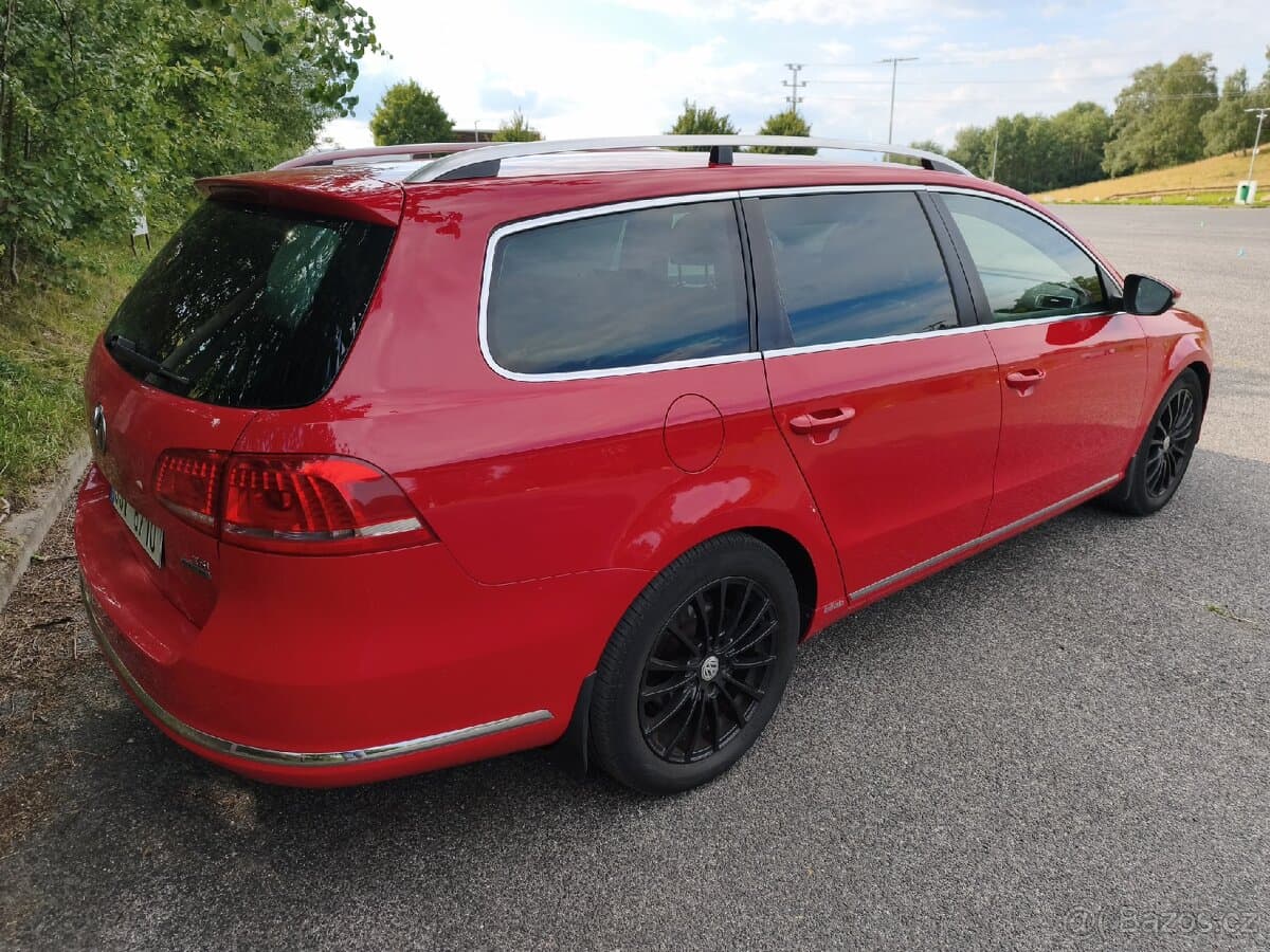 Volkswagen PASSAT - 13