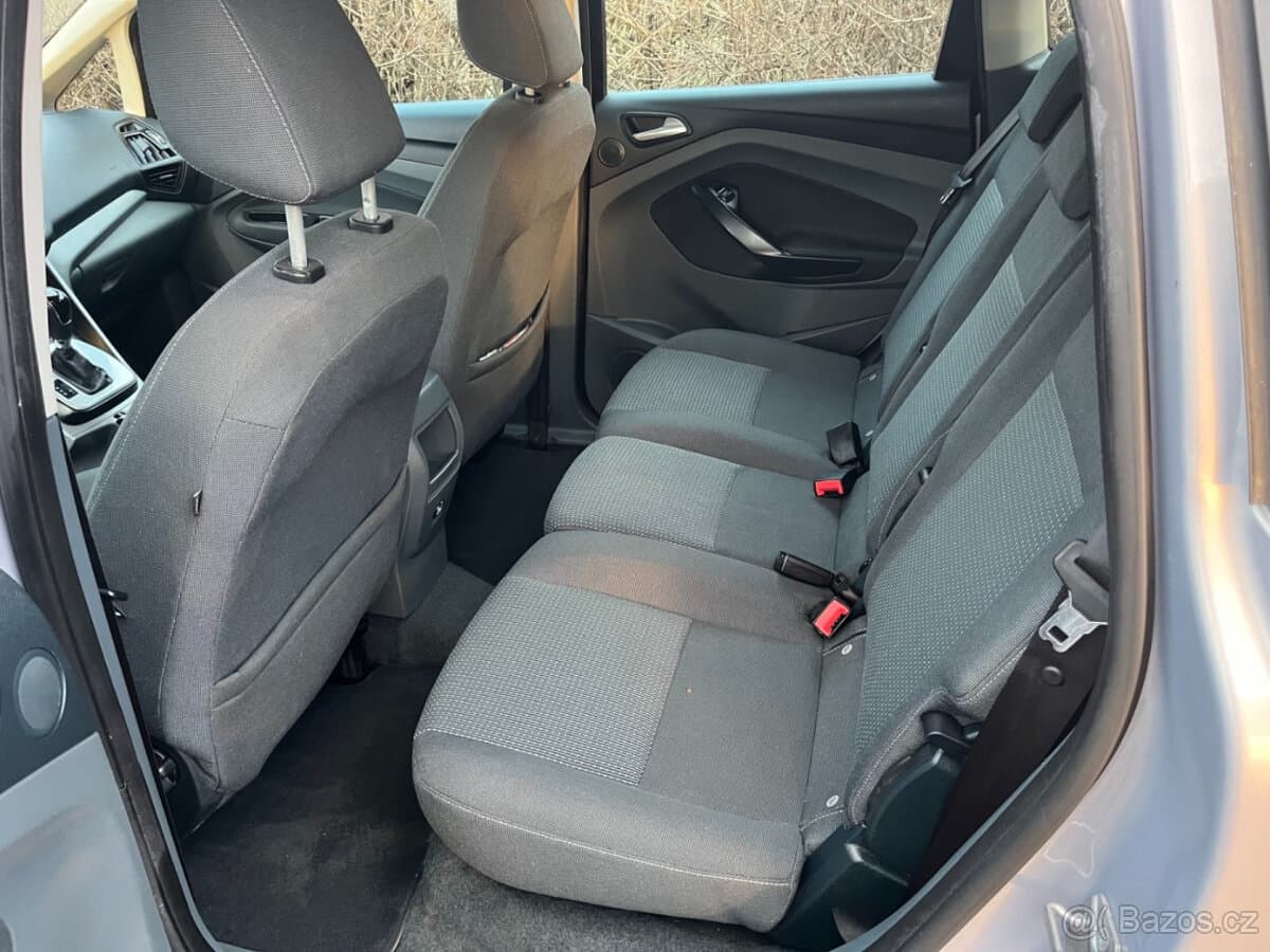 2011 Ford C-MAX - 13