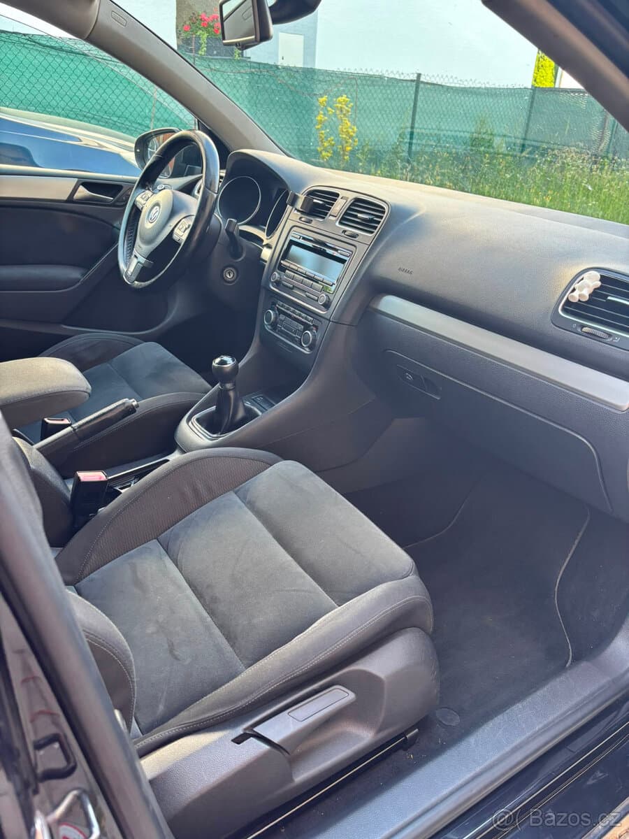 2009 Volkswagen GOLF - 13
