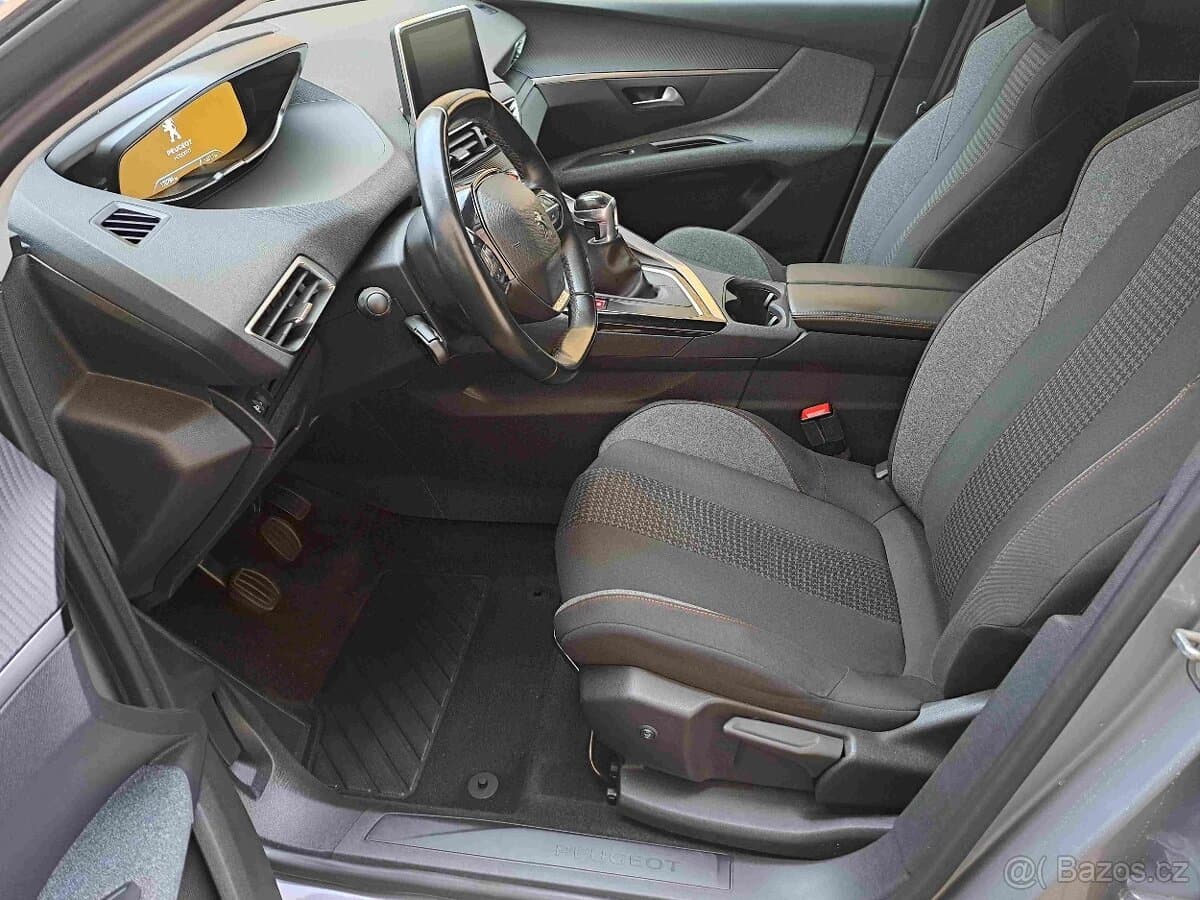 2019 Peugeot 5008 - 13