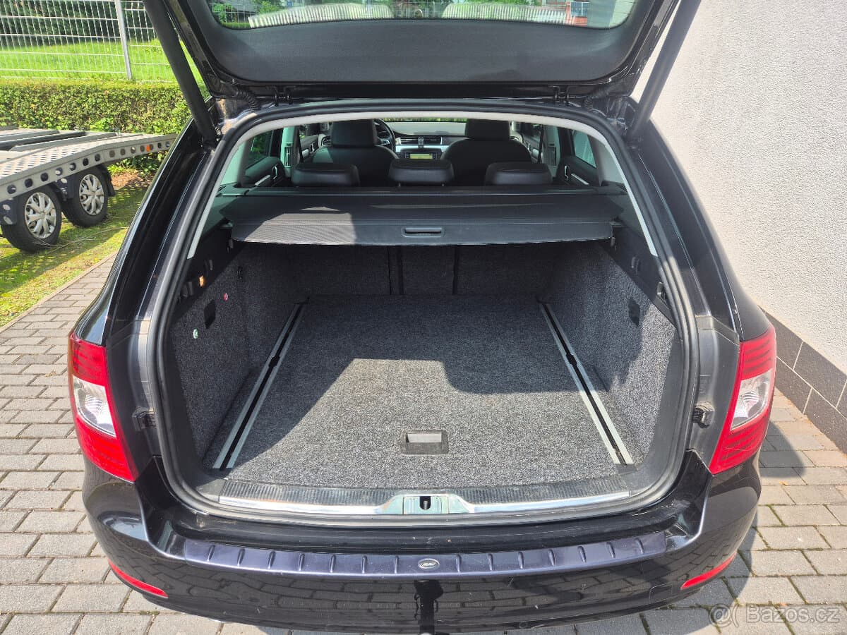 2014 Škoda SUPERB - 13