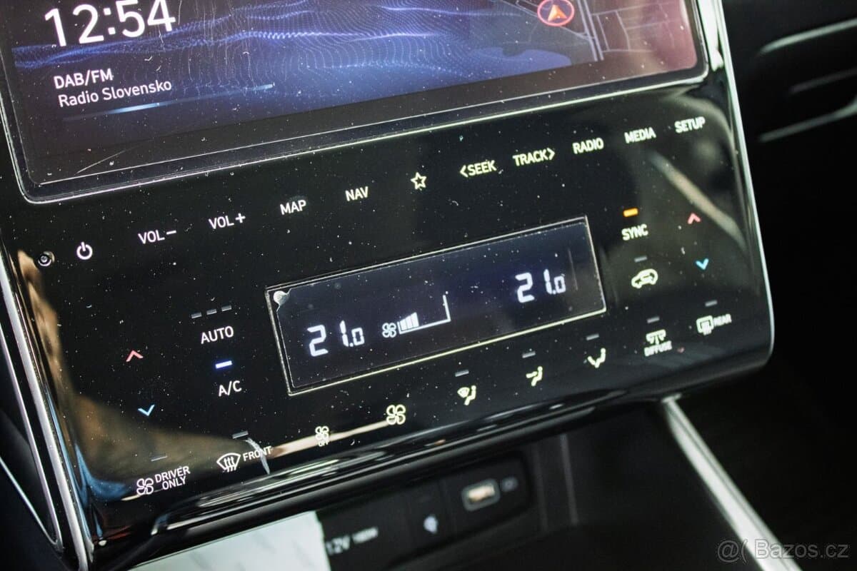 2022 Hyundai TUCSON - 13