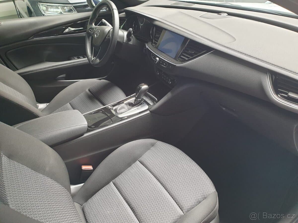 2022 Opel INSIGNIA - 13