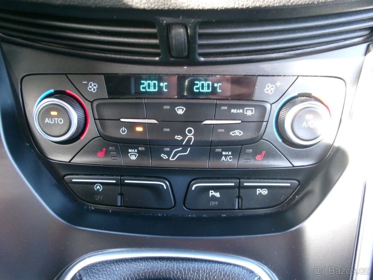 2019 Ford KUGA - 13