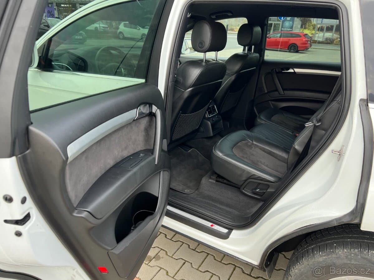 2010 Audi Q7 - 13