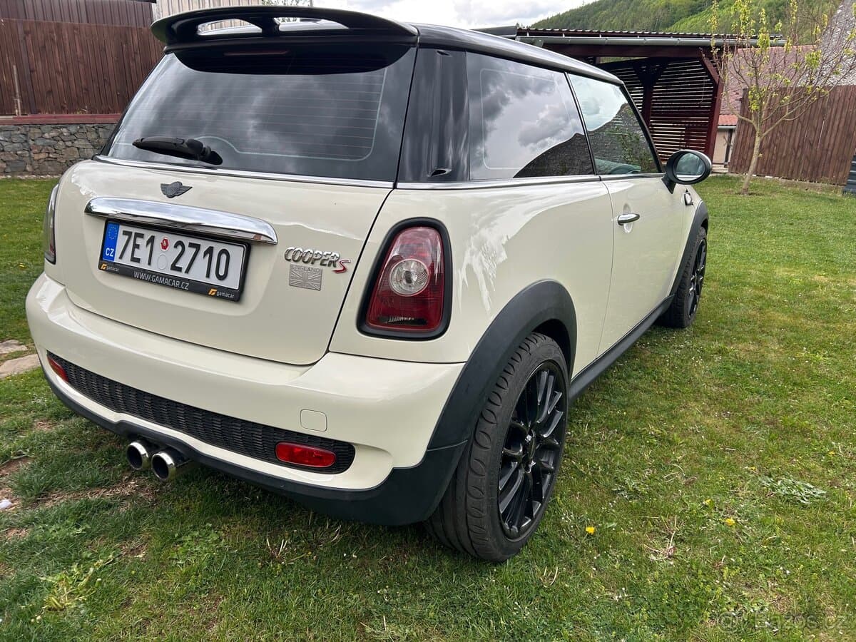 2007 Mini COOPER S - 13